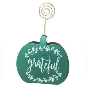 “Grateful” Pumpkin Placeholder or Photoholder Wooden & Metal Table Fall Decor